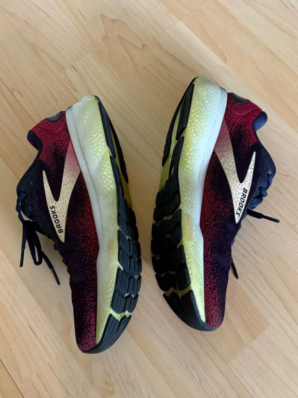 Brooks breathable knit